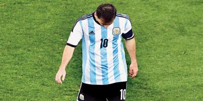 «فيفا» يوقف ميسي 4 مباريات دولية 