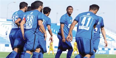 الهلال يواصل الصدارة بنقاط القادسية.. والأهلي يكسب الفيصلي ويستمر في المطاردة 