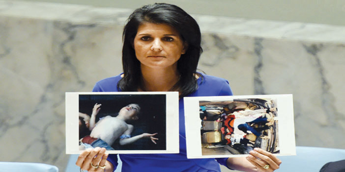  المندوبة الأمريكية تشير أمام مجلس الأمن إلى صور أطفال أبرياء قتلوا في جريمة خان شيخون