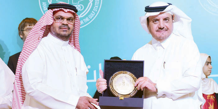 المملكة تحقق المركز الأول خليجياً في أولمبياد الرياضيات والفيزياء الخليجي 