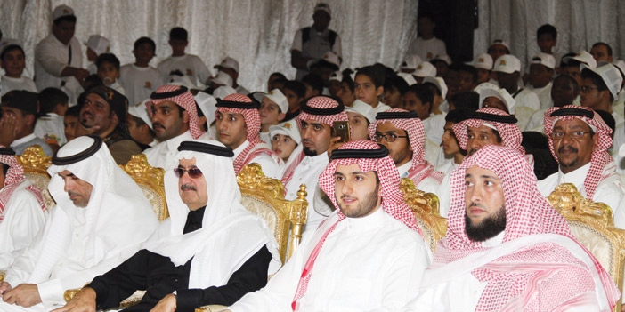  الشيخ خالد آل إبراهيم خلال رعايته اختتام الملتقى