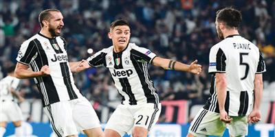 ديبالا يقود يوفنتوس لاكتساح برشلونة بثلاثية نظيفة في دوري أبطال أوروبا  