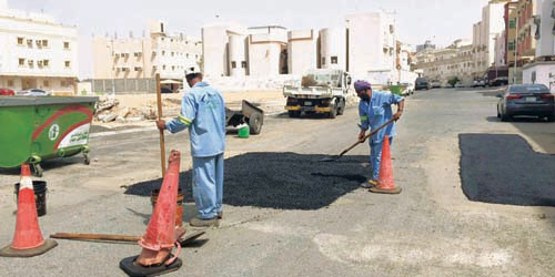  صيانة الطرق من أعمال الحملة البلدية