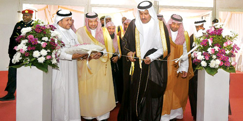  الأمير فيصل يفتتح معرض الكتاب
