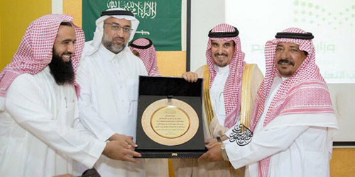 «تعليم رماح» يكرم المتقاعدين والقادة المتميزين 