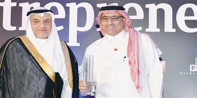 «البلاد» يحصد جائزة أفضل بنك إسلامي 