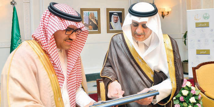  الأمير فهد يدشن المشروع