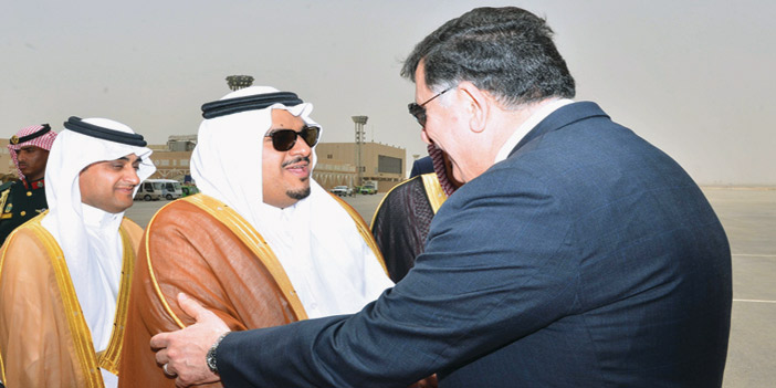 رئيس مجلس حكومة الوفاق الوطني الليبية يصل إلى الرياض 