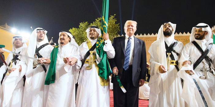 نوه بما حققته زيارة الرئيس ترامب من تعزيز العلاقات بين البلدين.. بيان مشترك: 