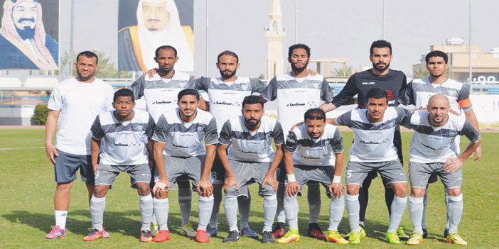  فريق الطائي