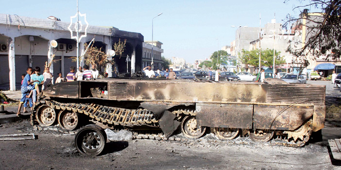  عربة مدمرة بعد الاشتباكات العنيفة التي شهدتها طرابلس