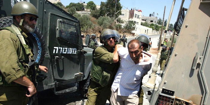  قوات الاحتلال تستمر باعتقالاتها بحق الشعب الفلسطيني