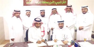 «تعاونية الدرعية» تتسلم حافلات النقل التعليمي والأسري 