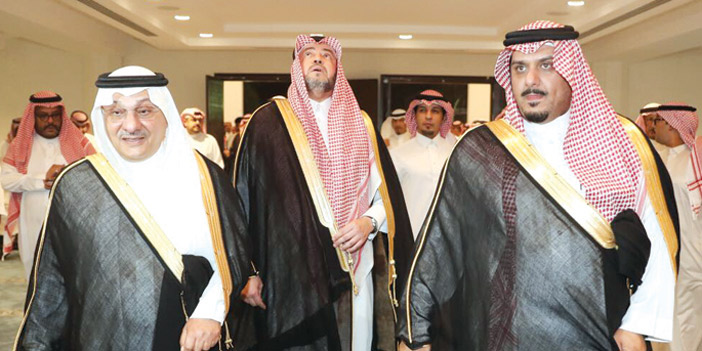  الأميران خالد بن سعد ونواف بن سعد خلال افتتاح الجامع