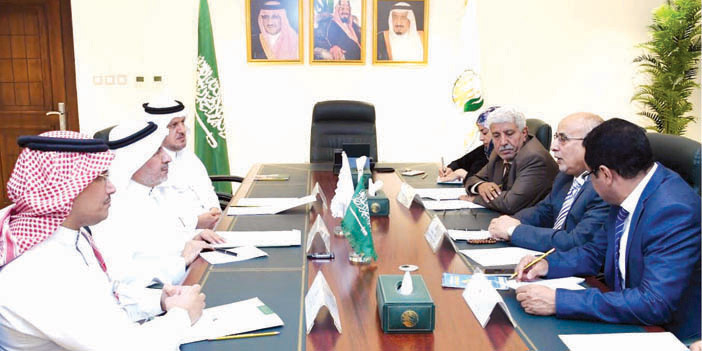 بدعم من مركز الملك سلمان 10 خبراء في طريقهم لليمن 