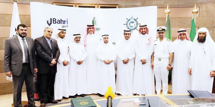  جانب من توقيع الاتفاقية