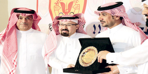  الزميل صادق