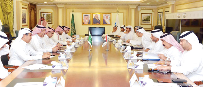  جانب من اجتماع هيئة الطيران المدني مع نظيرتها في الإمارات