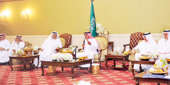 اجتماع مجلس أمناء الجامعة بحضور الأمير مقرن بن عبد العزيز 