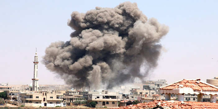   أعمدة الدخان تتصاعد في سماء درعا من شدة قصف النظام