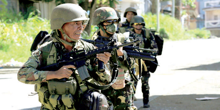  عناصر من الجيش الفلبيني في مواجهاتها مع داعش