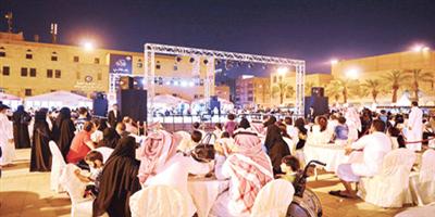 الأمير فيصل بن بندر يرعى احتفالات عيد الفطر بساحات قصر الحكم.. الليلة 
