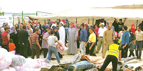 الإغاثة الإسلامية تواصل توزيع المساعدات للنازحين السوريين شمالي لبنان 