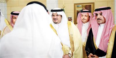 أمير منطقة الرياض بالنيابة استقبل الأمراء والمسؤولين المهنئين بالعيد 
