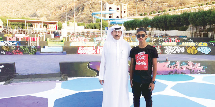  مدير فنون الطائف والفنان الجرافيتي علي كلاخ