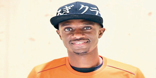  الكابتن حسن معاذ بشعار الفيحاء