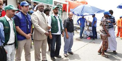 مركز الملك سلمان للإغاثة يواصل إعادة العالقين الصوماليين باليمن إلى بلادهم 