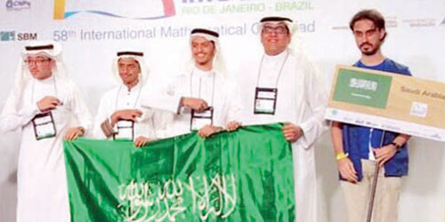  موهوبو مدارس الهيئة الملكية في أولمبياد الرياضيات
