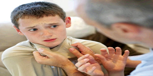 العقاب البدني للأطفال يضر بسلوكهم 