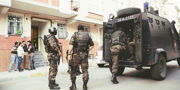  الأمن التركي يقوم بعمليات اعتقال ضد مشتبه بصلتهم بمحاولة الانقلاب