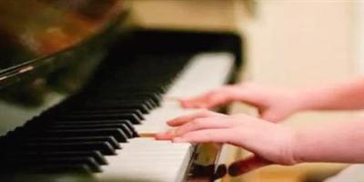 العلاج بالموسيقى قد لا يفيد الأطفال المصابين بالتوحد 