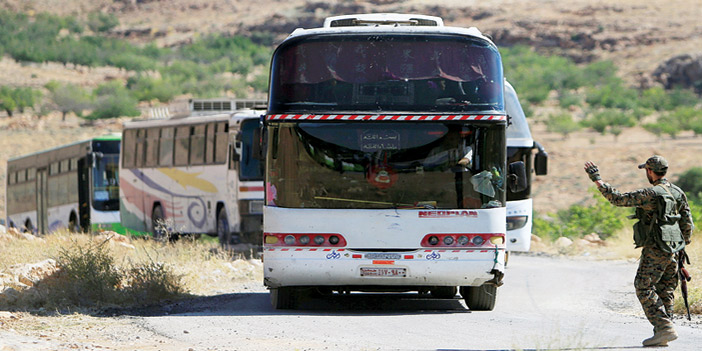  خروج العائلات السورية من لبنان