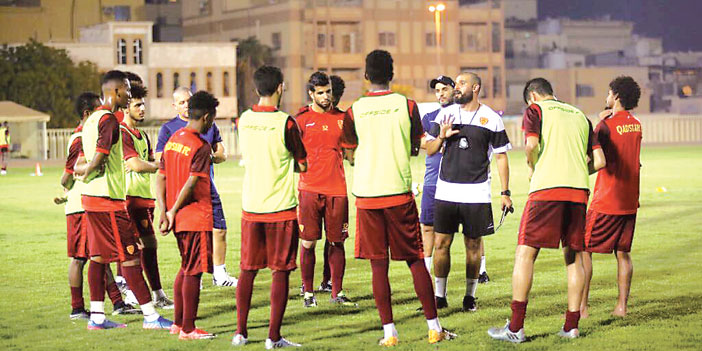  البياوي اجتمع باللاعبين قبل انطلاق التدريبات