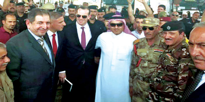  ثامر السبهان يرافقه ماكغورك ووفد رفيع سعودي عراقي رفيع المستوى في منفذ عرعر الحدودي