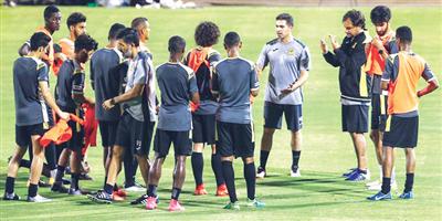 الاتحاد يخاطب «بني ياس والشارقة» لخوض لقاءات ودية.. وعودة الدحيم والغامدي في معسكر جبل علي 