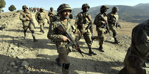 مقتل جنديين باكستانيين بانفجار لغم أرضي في وزيرستان 