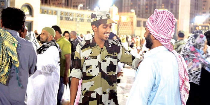 في البلد الأمين.. طمأنينة ترسمها ابتسامة 