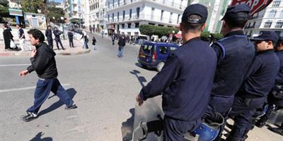 انتحاري يقتل شرطيين اثنين في الجزائر 