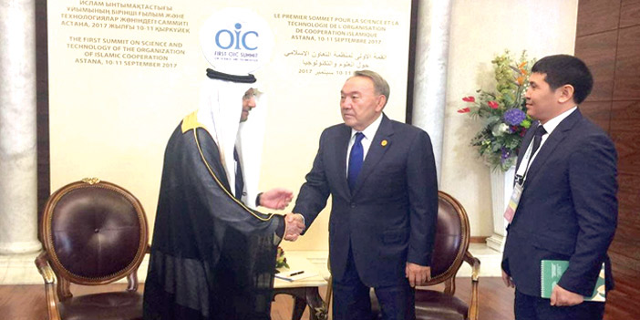 رئيس كازاخستان يستقبل أمين عام منظمة التعاون الإسلامي 