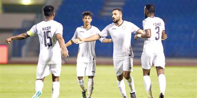 الشباب يكسب الاتفاق.. وهزازي يرفض فوز الرائد.. وتعادل القادسية والفيصلي 