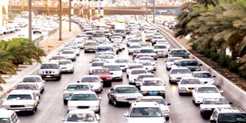 توقعات بنمو كبير لواردات السيارات في 2018 