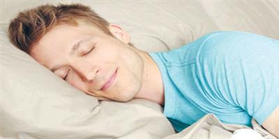النوم يتحسن إذا ما كان المرء مضطرا للذهاب إلى العمل كل صباح 