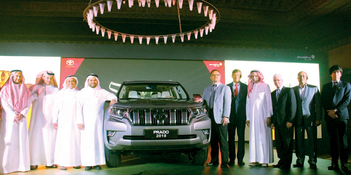  سيارة لاند كروزر برادو 2018