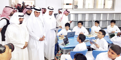  وزير التعليم خلال تدشين برنامج بوابة المستقبل