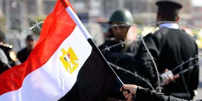 مقتل 16 شرطياً في اشتباكات مع إرهابيين بمصر 