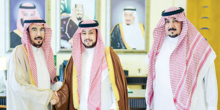  الأمير فهد يتسلَّم إصدار مجموعة الأحكام القضائية
